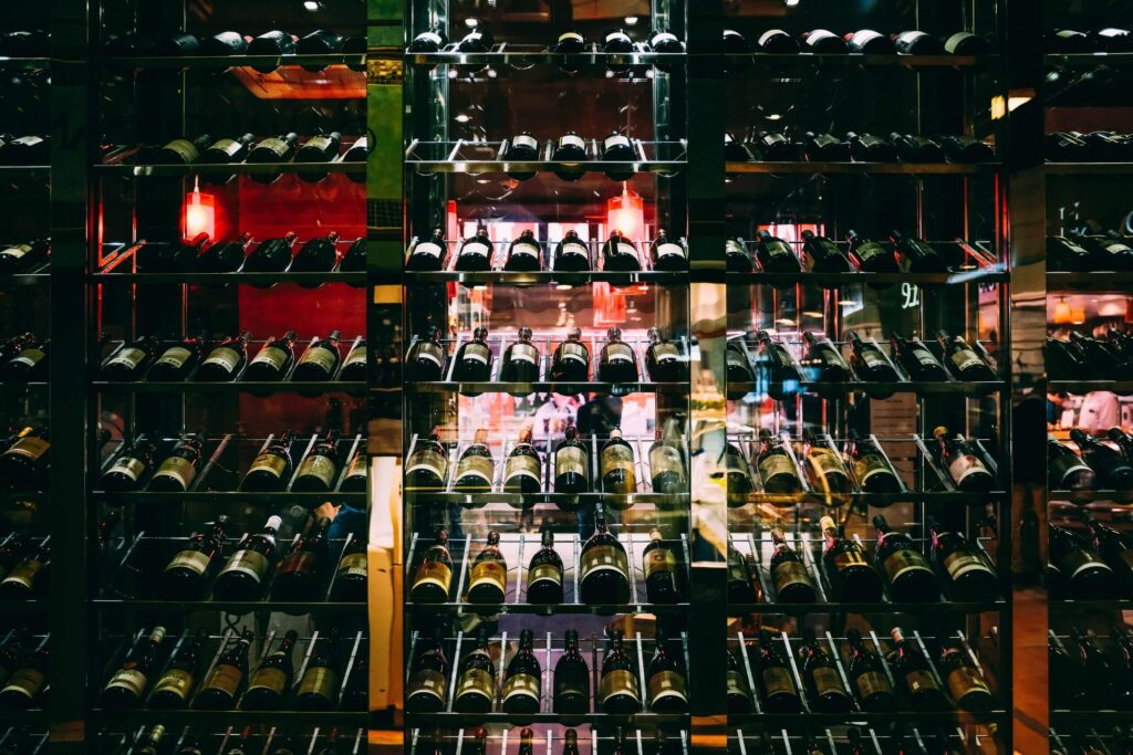Things To Consider When Choosing A Wine Cellar Unit